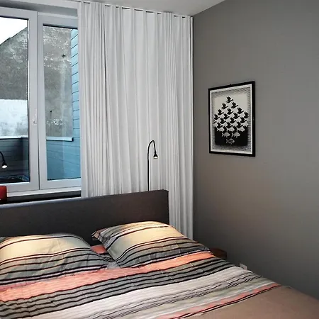 Modern, Gezellig Met Ruim Terras In * Ostend